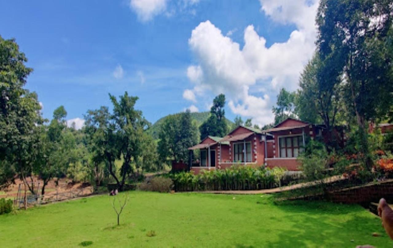 Hotel River Orchid Resort Сатара Экстерьер фото